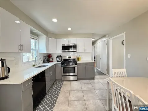 36 Cumberland Avenue Verona NJ 07044