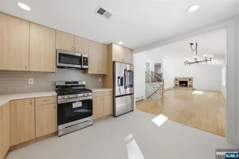 40 Magnolia Avenue Tenafly NJ 07670