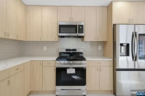 40 Magnolia Avenue Tenafly NJ 07670
