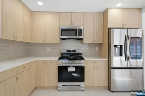 40 Magnolia Avenue Tenafly NJ 07670