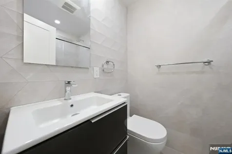 40 Magnolia Avenue Tenafly NJ 07670