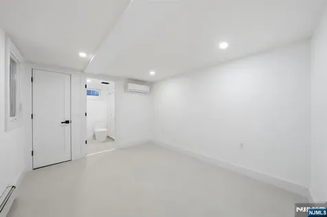 40 Magnolia Avenue Tenafly NJ 07670