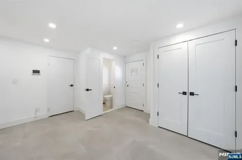 40 Magnolia Avenue Tenafly NJ 07670
