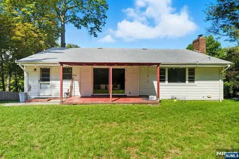 40 Magnolia Avenue Tenafly NJ 07670