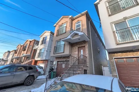 327 Park Street Elizabeth NJ 07206