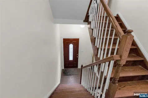 327 Park Street Elizabeth NJ 07206