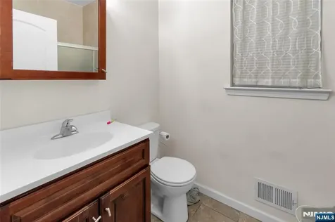 327 Park Street Elizabeth NJ 07206