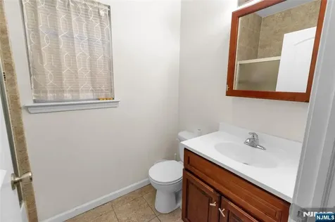327 Park Street Elizabeth NJ 07206