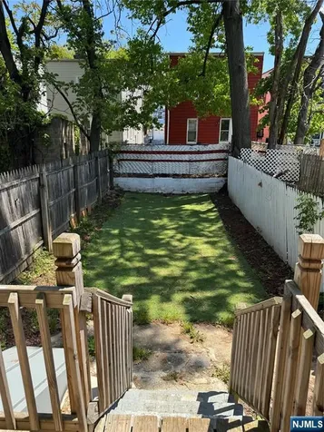 20 Willoughby Newark NJ 07112