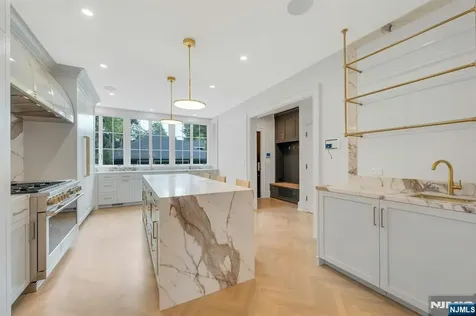 82 Watchung Avenue Montclair NJ 07043