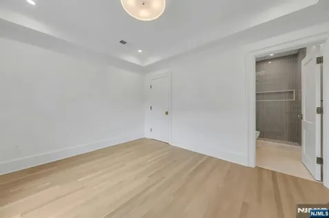 82 Watchung Avenue Montclair NJ 07043