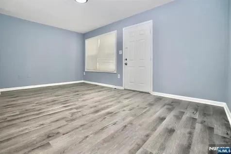 51 Demarest Street Newark NJ 07112