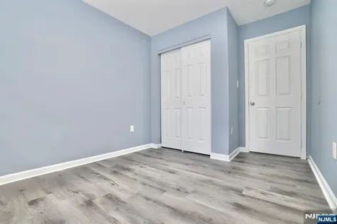 51 Demarest Street Newark NJ 07112