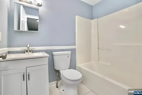 51 Demarest Street Newark NJ 07112