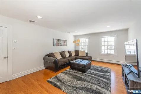 721 Somerset Street Franklin Lakes NJ 07417