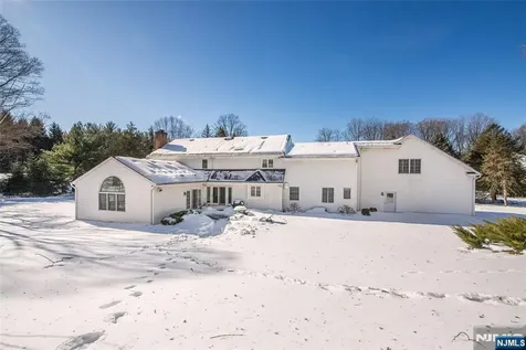 721 Somerset Street Franklin Lakes NJ 07417