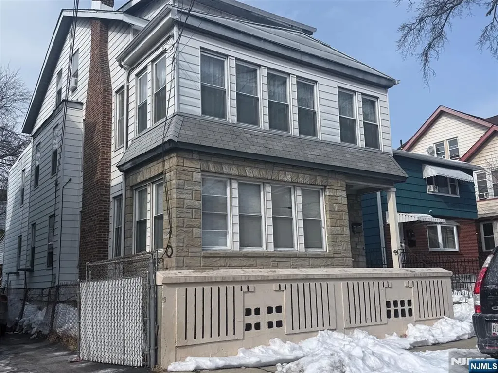 267-269 Wainwright Street Newark NJ 07112