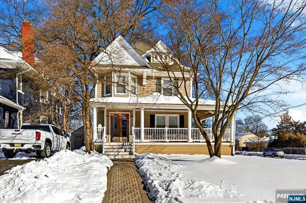 258 Clinton Place Hackensack NJ 07601