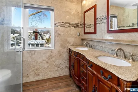 258 Clinton Place Hackensack NJ 07601