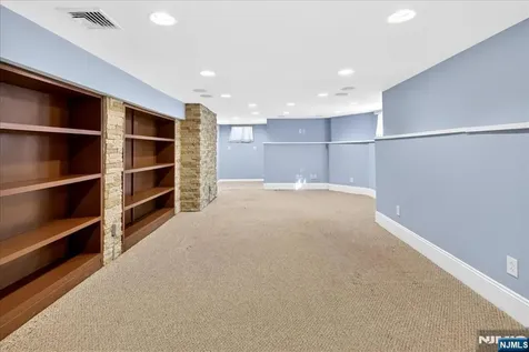 258 Clinton Place Hackensack NJ 07601