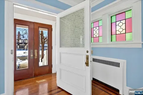 258 Clinton Place Hackensack NJ 07601