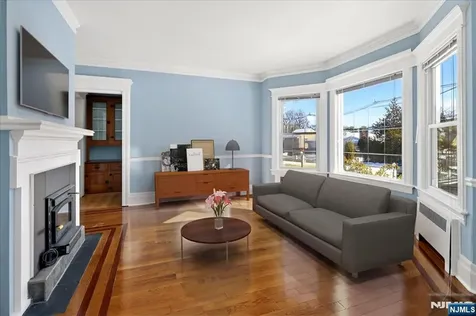 258 Clinton Place Hackensack NJ 07601