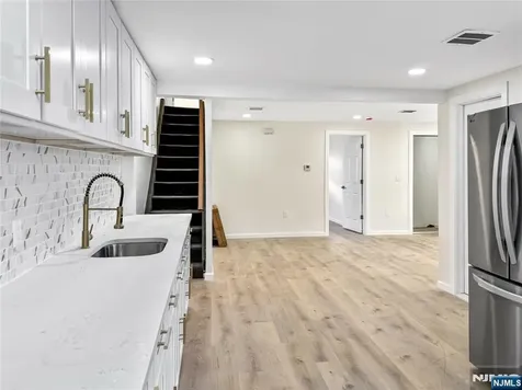 585 Mcchesney Street Orange NJ 07050