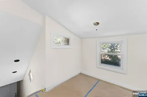 585 Mcchesney Street Orange NJ 07050