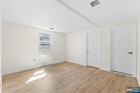 585 Mcchesney Street Orange NJ 07050