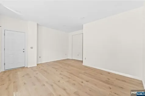585 Mcchesney Street Orange NJ 07050