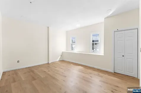 585 Mcchesney Street Orange NJ 07050
