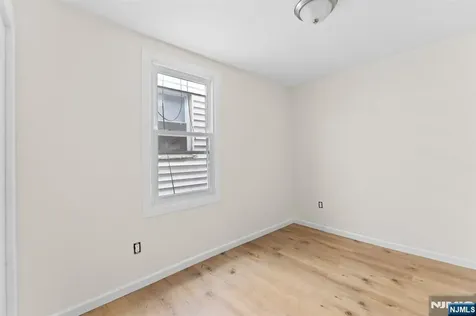585 Mcchesney Street Orange NJ 07050