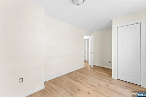 585 Mcchesney Street Orange NJ 07050