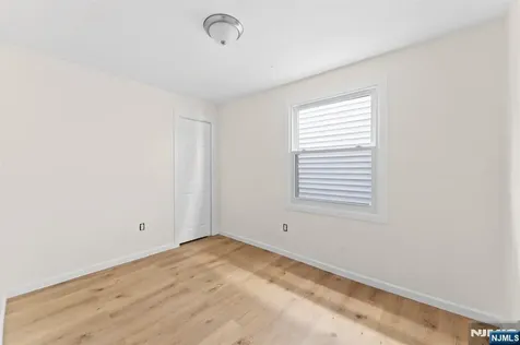 585 Mcchesney Street Orange NJ 07050