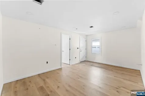 585 Mcchesney Street Orange NJ 07050