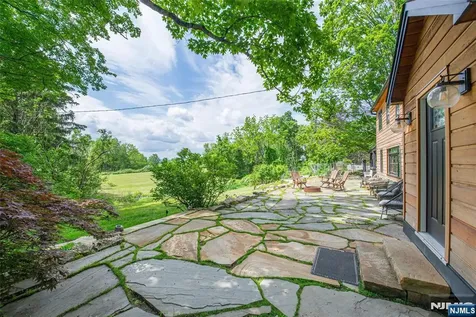 62 Mount Pleasant Road Knowlton NJ 07832