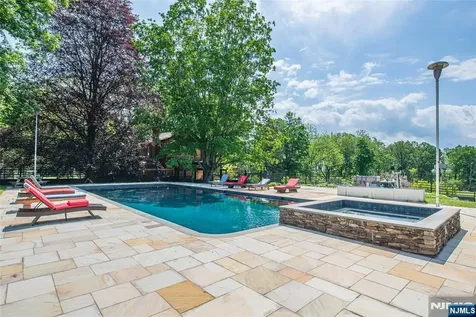 62 Mount Pleasant Road Knowlton NJ 07832