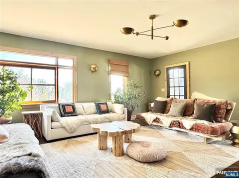 62 Mount Pleasant Road Knowlton NJ 07832