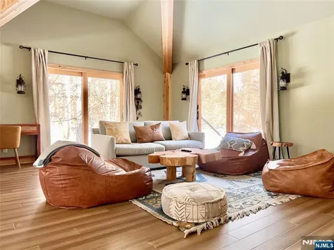 62 Mount Pleasant Road Knowlton NJ 07832