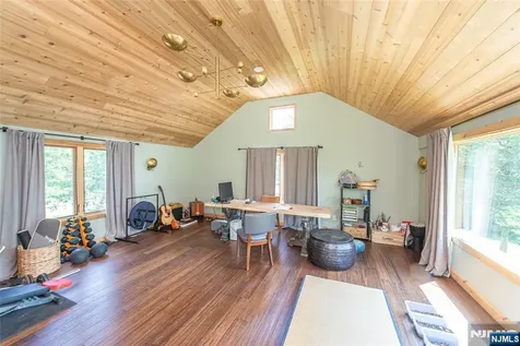 62 Mount Pleasant Road Knowlton NJ 07832