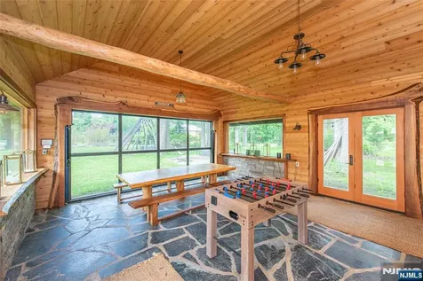 62 Mount Pleasant Road Knowlton NJ 07832