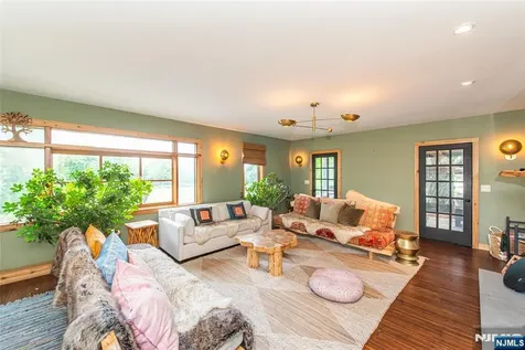 62 Mount Pleasant Road Knowlton NJ 07832