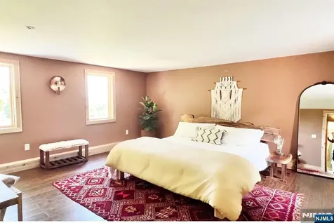 62 Mount Pleasant Road Knowlton NJ 07832