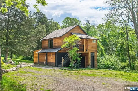 62 Mount Pleasant Road Knowlton NJ 07832