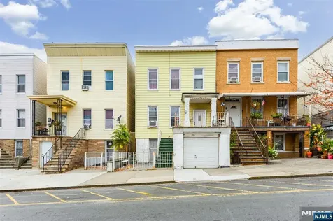 6511 Hudson Avenue West New York NJ 07093
