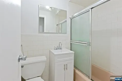 6511 Hudson Avenue West New York NJ 07093