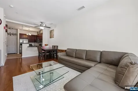 1127 Riverview Avenue Englewood NJ 07631