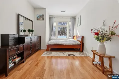 1127 Riverview Avenue Englewood NJ 07631