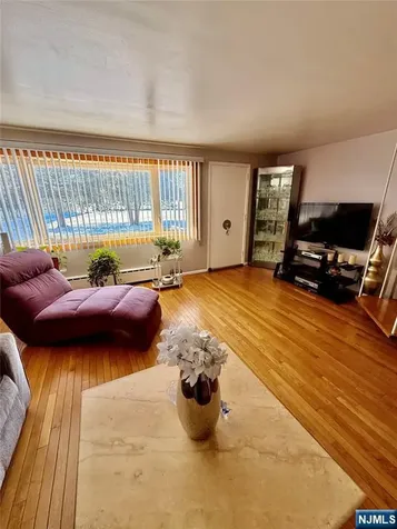 138 Old Hoboken Road Hackensack NJ 07601