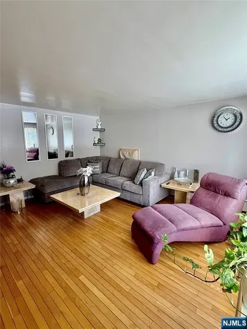 138 Old Hoboken Road Hackensack NJ 07601